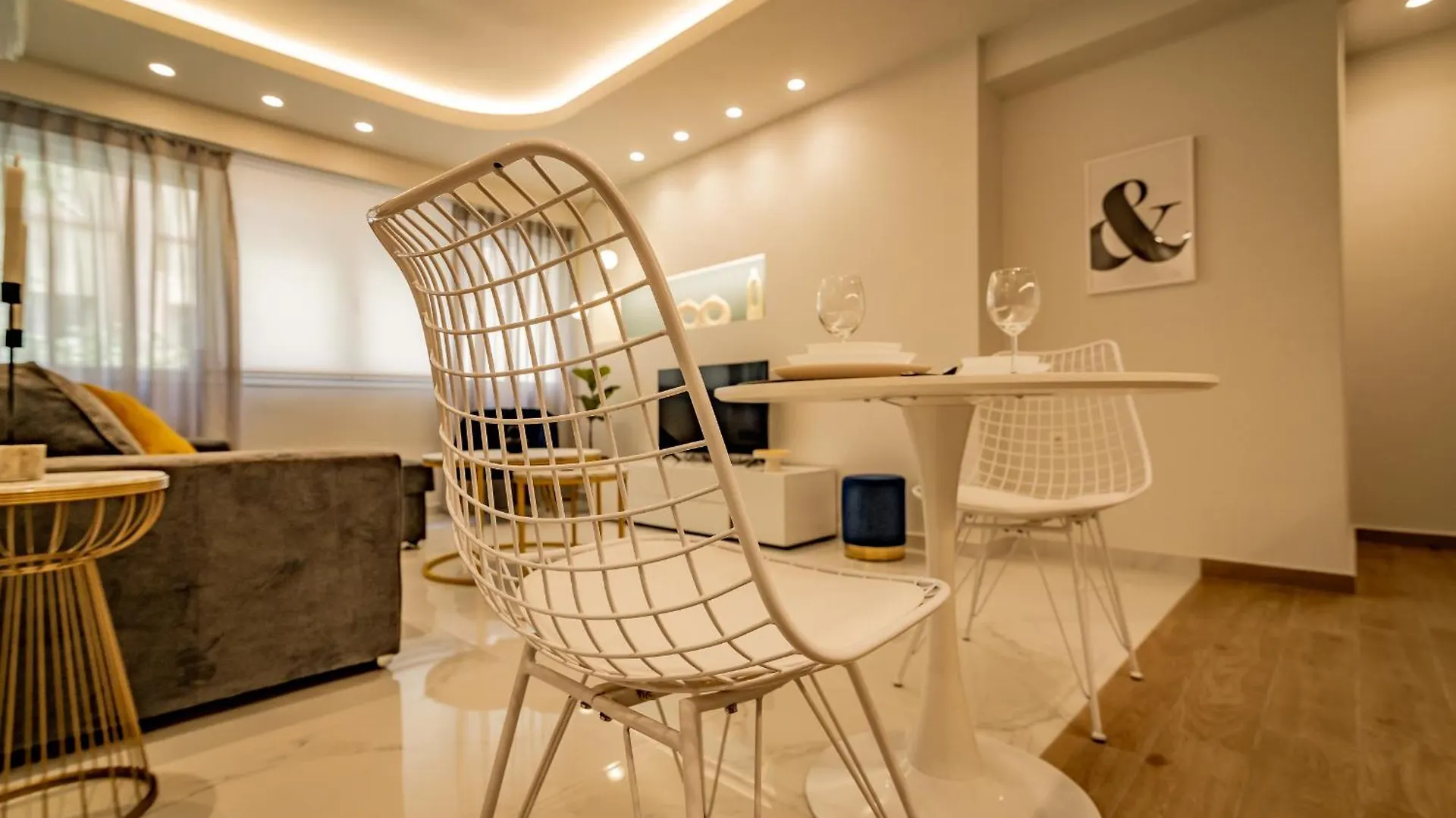 Urban Luxury Suites Thessaloniki 0*,